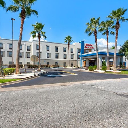 Hampton Inn & Suites Pensacola I-10 N At University Town Plaza Bagian luar foto