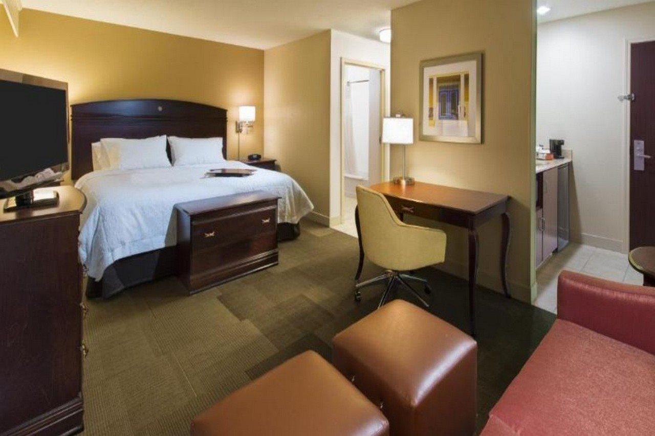 Hampton Inn & Suites Pensacola I-10 N At University Town Plaza Bagian luar foto