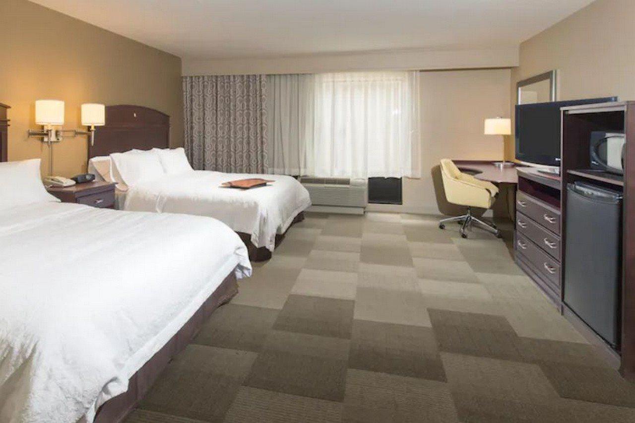 Hampton Inn & Suites Pensacola I-10 N At University Town Plaza Bagian luar foto