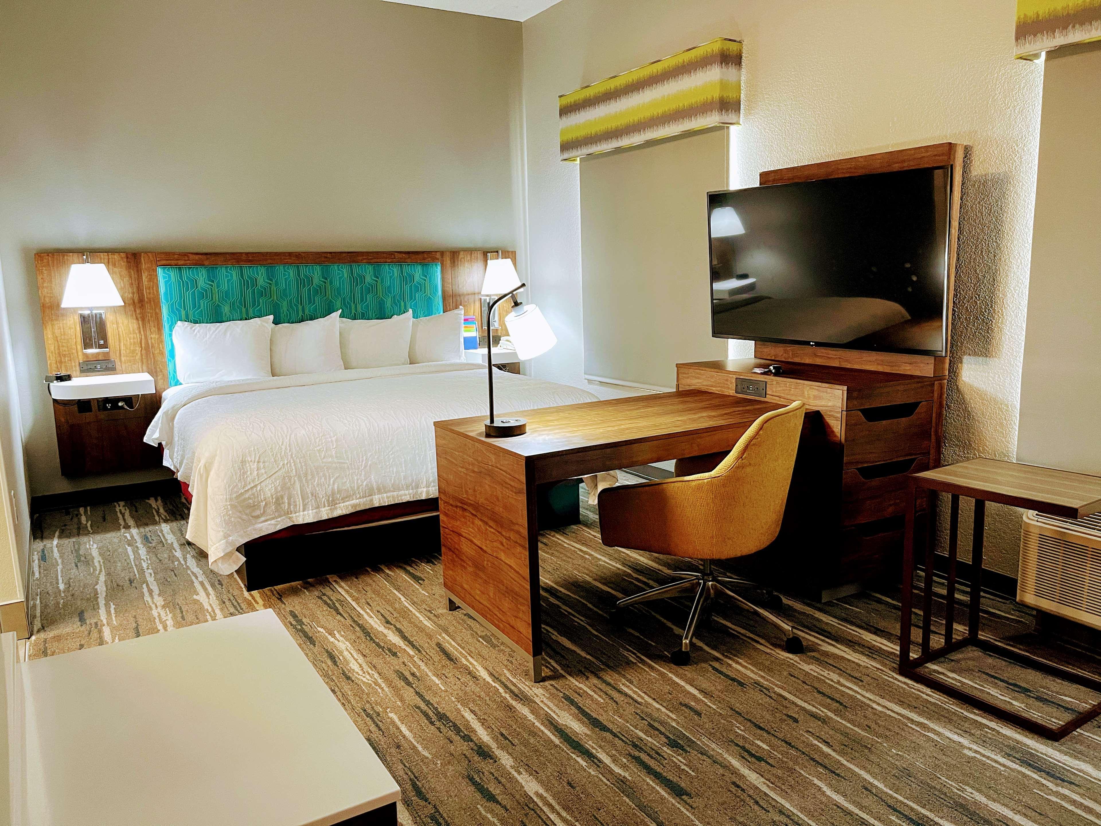 Hampton Inn & Suites Pensacola I-10 N At University Town Plaza Bagian luar foto