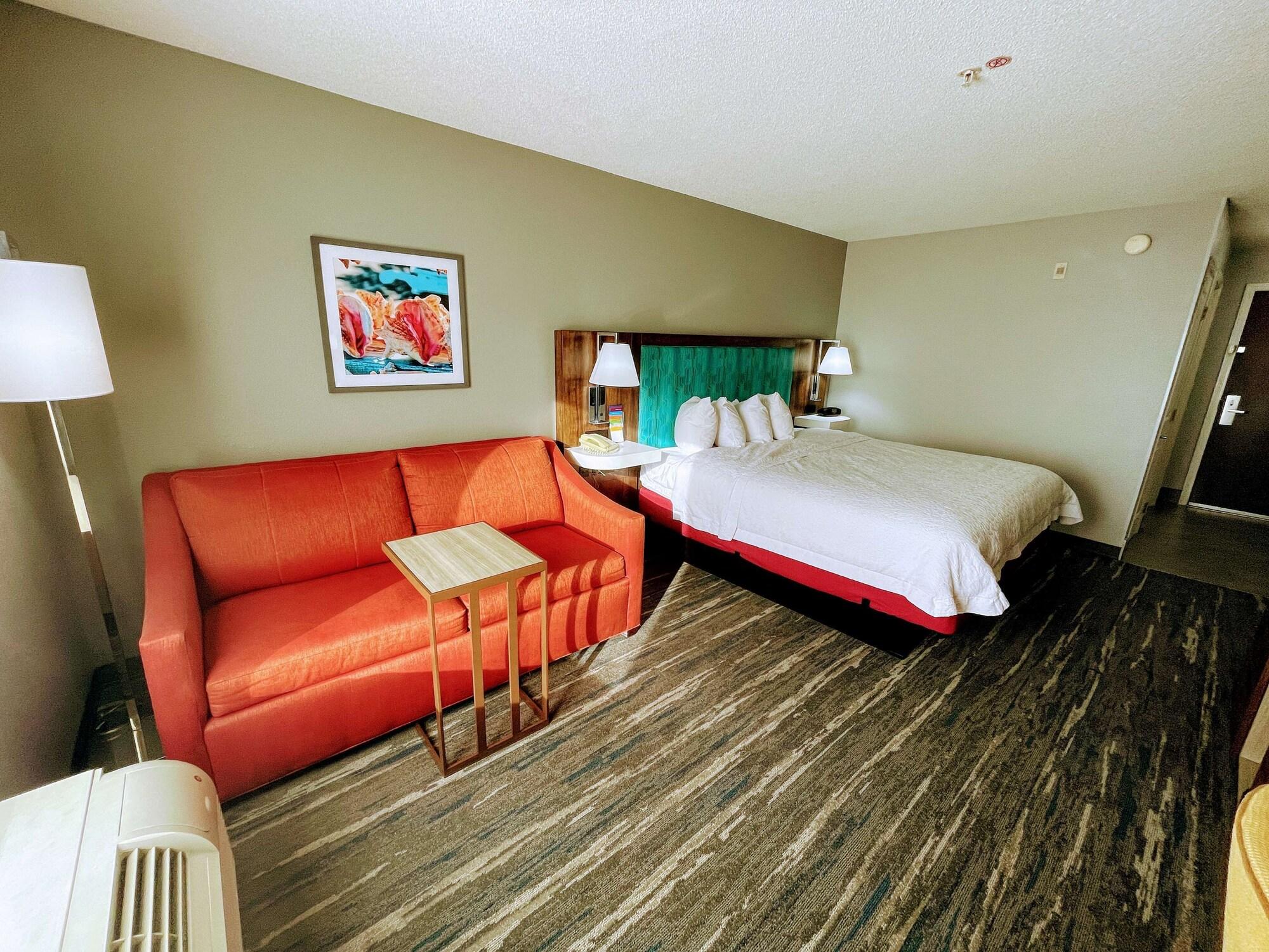 Hampton Inn & Suites Pensacola I-10 N At University Town Plaza Bagian luar foto