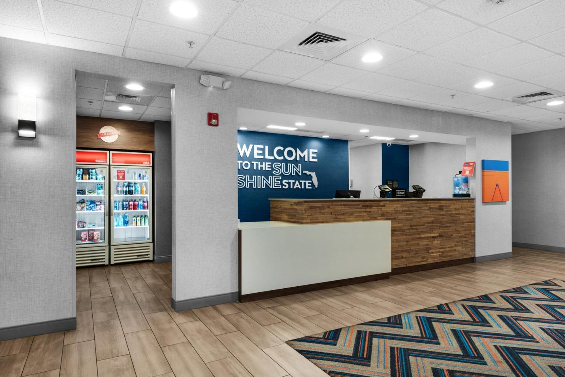 Hampton Inn & Suites Pensacola I-10 N At University Town Plaza Bagian luar foto