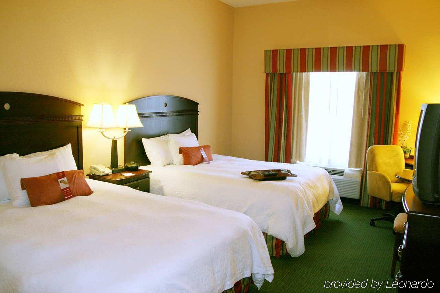 Hampton Inn & Suites Pensacola I-10 N At University Town Plaza Ruang foto